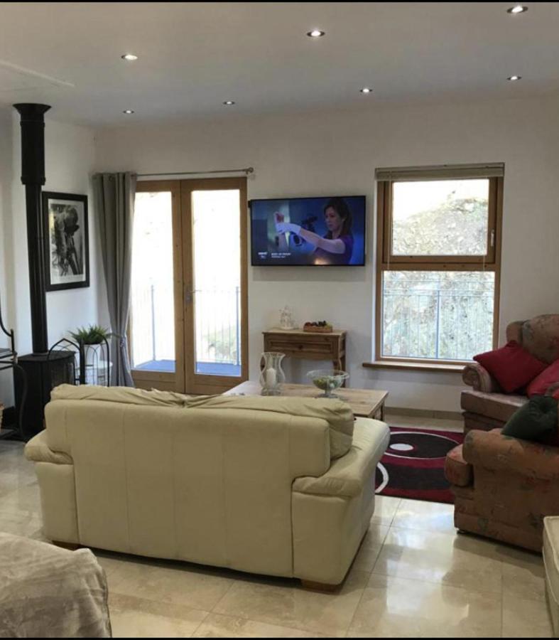 Luxurious Studio Apartment In Fahan Co Donegal Exterior photo